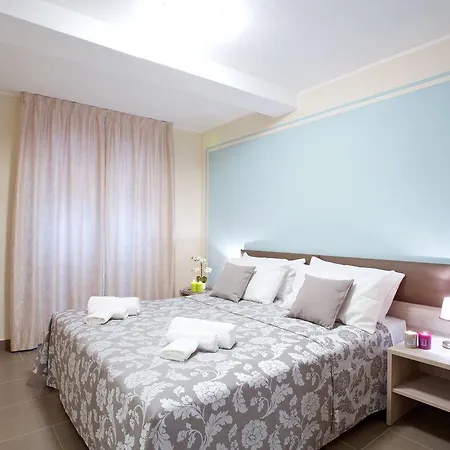 Sala Comacina Four *