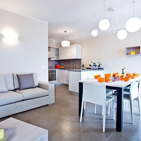 Apartment Sala Comacina Four *